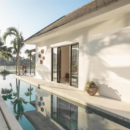 Villa Hakem Elegant And Modern 4 Bedrooms Villa Pool View Canggu Exterior foto
